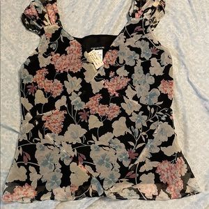 Jones New York floral blouse